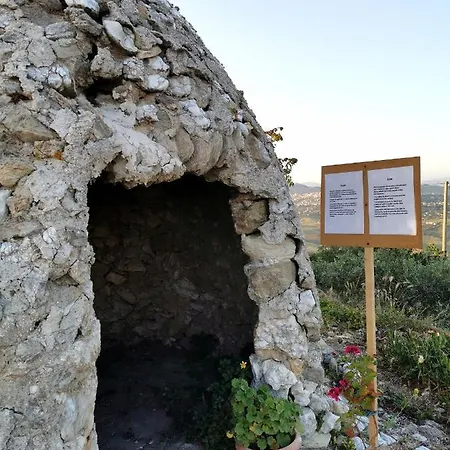 Holiday home Evergreen House *