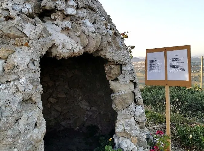 Будинок відпочинку Evergreen House *